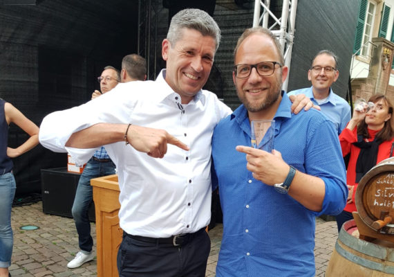 Meine Liebe zum Fußball und der Respekt vor dem Schiedsrichterwesen haben mich mit Dr. Markus Merk zusammengeführt.